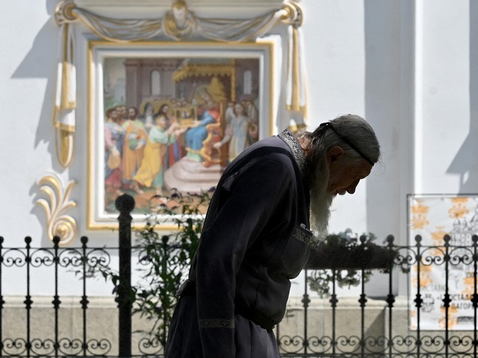 Ruski duhovnik iz manastira Optinska pustinja se prerušio u prosjaka, pa došao u Srbiju (Ilustracija)