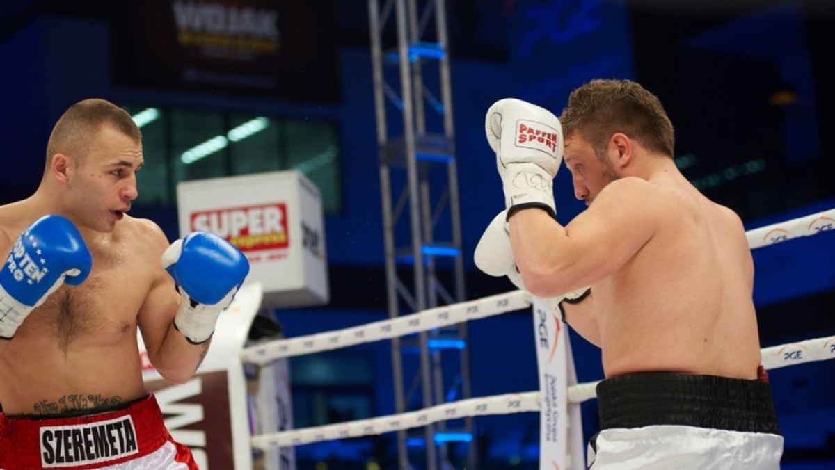 Łukasz Wawrzyczek (19-2-2, 2 KO) zastąpi Rafała Jackiewicza w walce z Kamilem Szeremetą (6-0, 1 KO) - poinformował promotor bokserski Tomasz Babiloński. Pojedynek, który będzie jedną z głównych atrakcji gali Wojak Boxing Night w Legionowie zakontraktowano na osiem rund w limicie wagi średniej.