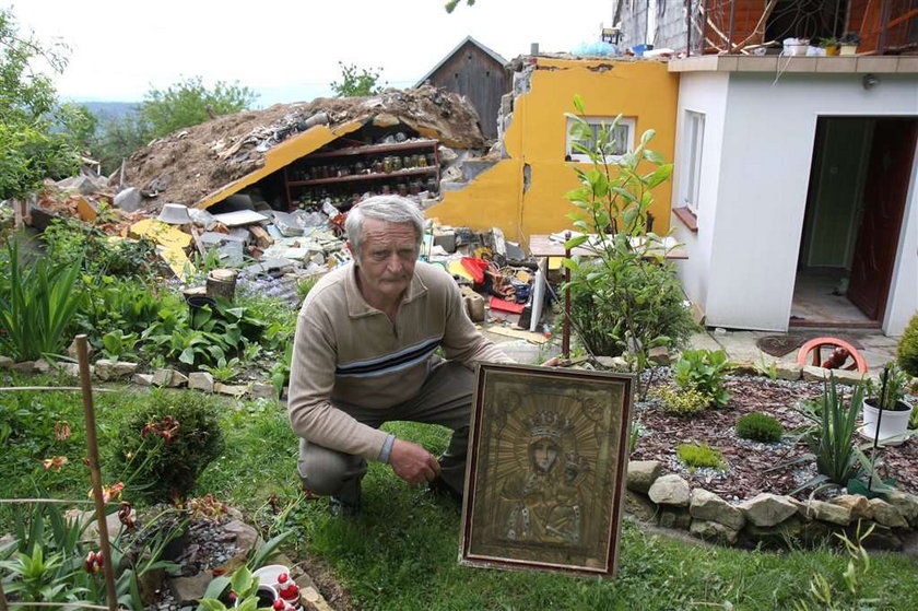 Została tylko rozpacz. Ziemia zabrała dom