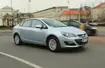 Opel Astra 1.4 Turbo LPG - nocny sedan zasilany gazem