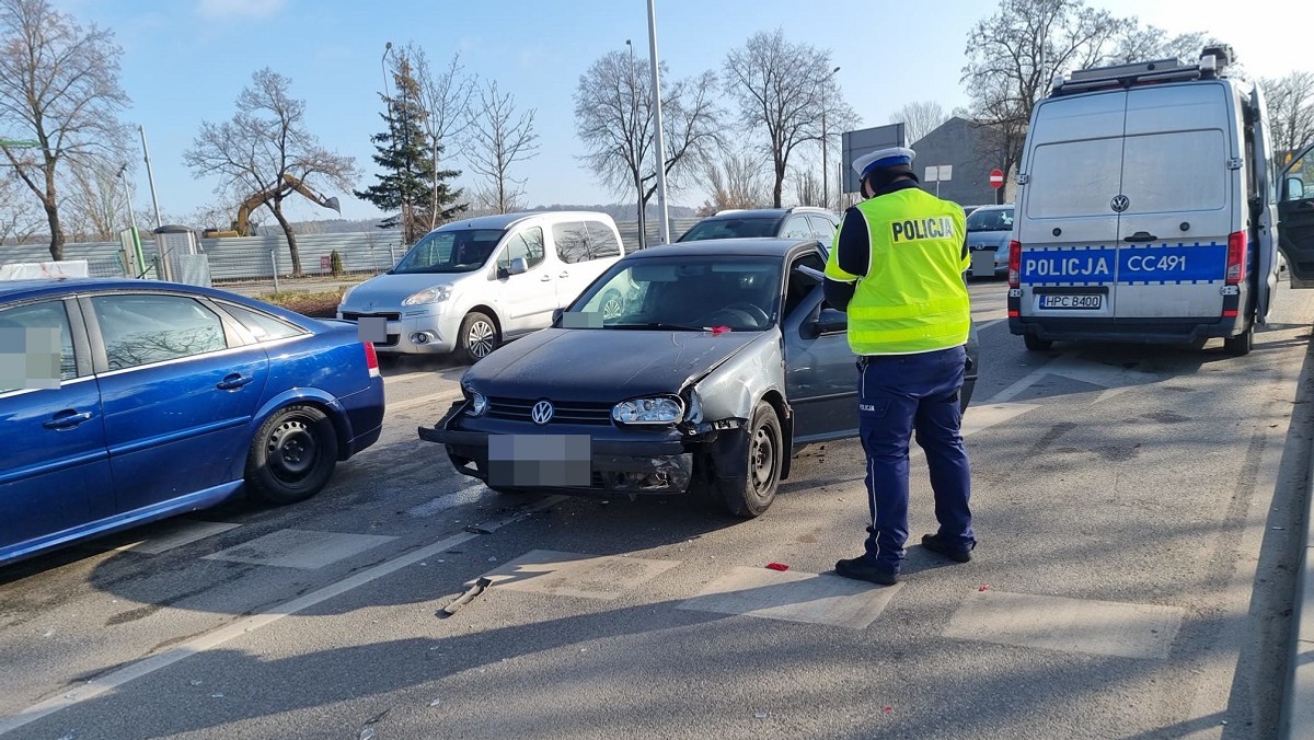 Pirat drogowy z Włocławka pobił dwa rekordy. Przed karą uciekał na piechotę 