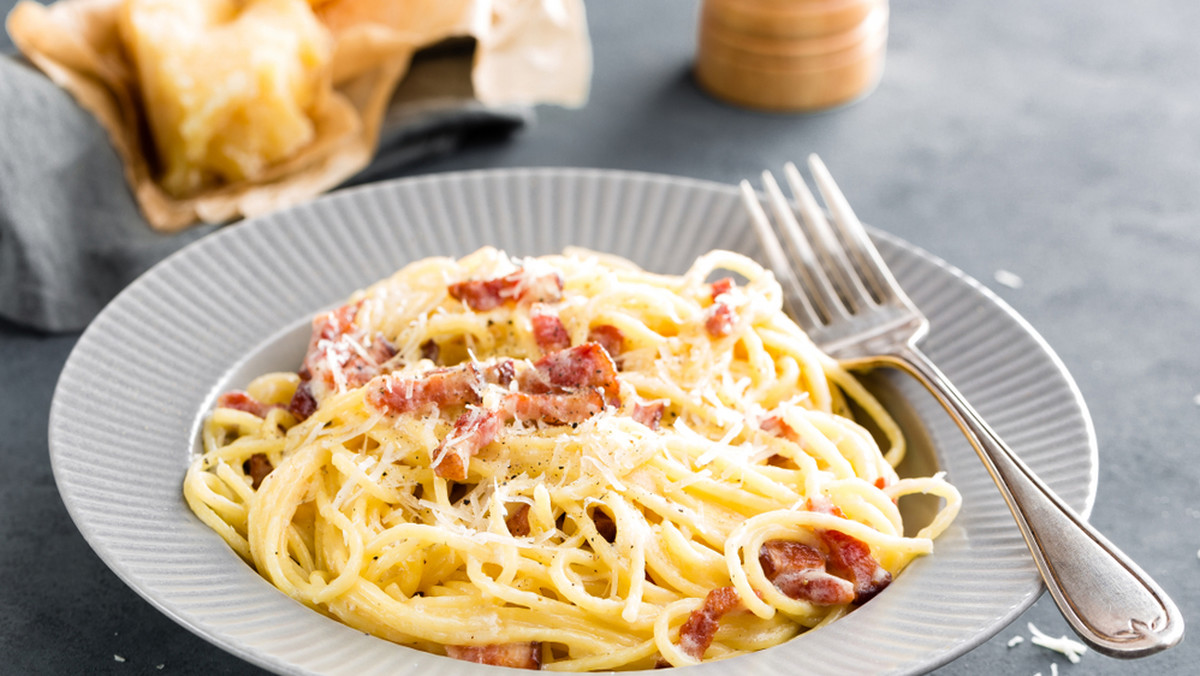 Spaghetti alla carbonara - przepis 