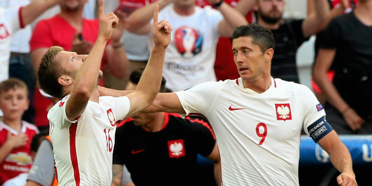 Polska wygrała z Ukrainą 1:0 w ostatnim meczu fazy grupowej Euro 2016 i awansuje do 1/8 finałów