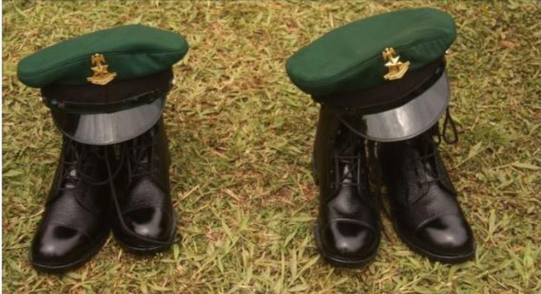 Soldier reportedly commits suicide inside Abuja barracks. (TheCable)