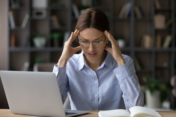 Miért fáj a fejem minden nap ugyanakkor?