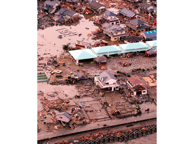 Zniszczenia w mieście Iwaki w prefekturze Fukushima