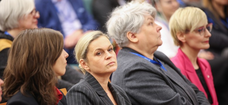 Ferie jesienne w szkołach? Ministra Nowacka zabrała głos