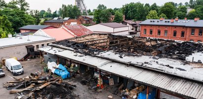 Właściciel hurtowni tekstyliów wybrał okrutną śmierć? W spalonej hali śledczy dokonali makabrycznego odkrycia