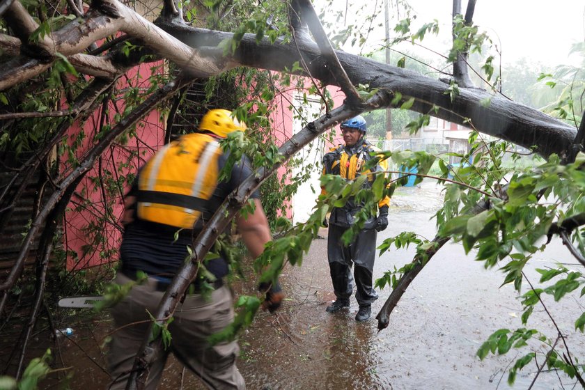 Huragan Irma sieje spustoszenie na terytoriach francuskich w archipelagu Małych Antyli