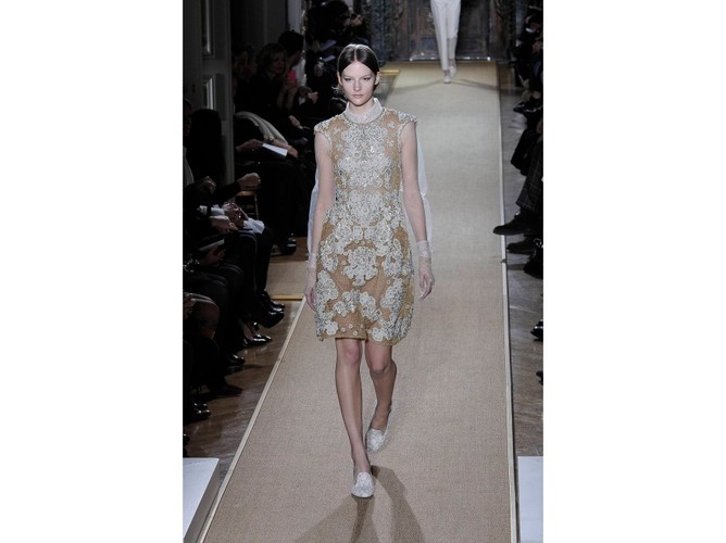 Pokaz domu mody Valentino - kolekcja haute couture wiosna/lato 2012