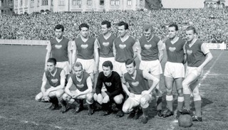 Baśniowy czeski napastnik