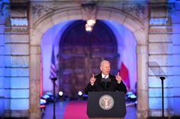 Dogrywka z zimnej wojny. Warszawa nowym Berlinem