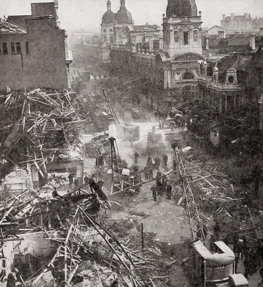London nakon napada rakete V-2 1945.