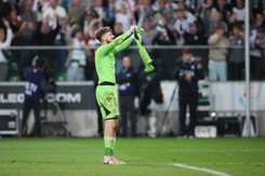 Bidon Kacpra Tobiasza dał Legii Warszawa awans do Ligi Konferencji [FOTO]