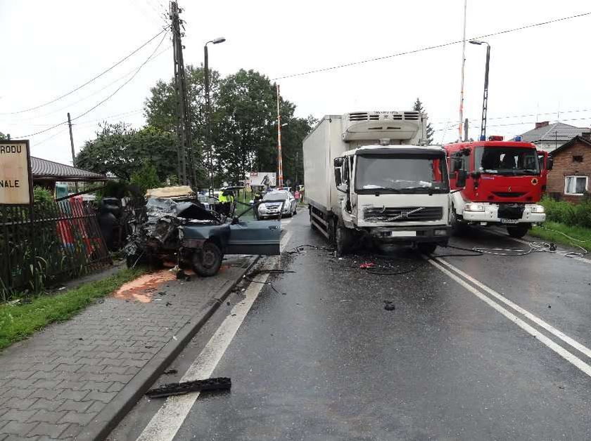 Śmierć pod ciężarówką