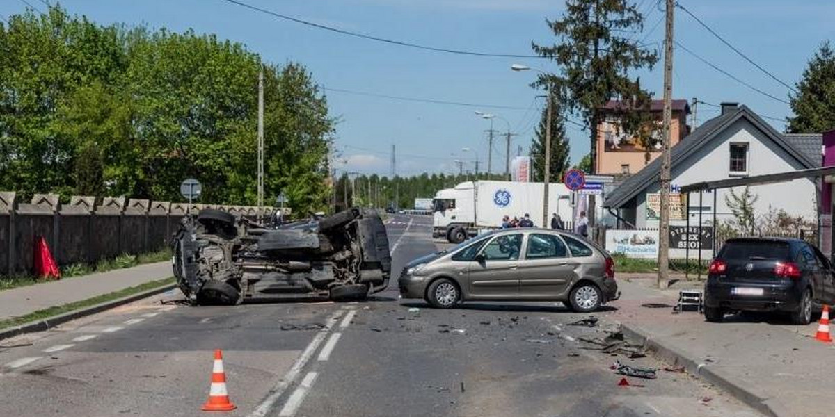 Koszmar w Ostrowi Mazowieckiej. Dwie osoby nie żyją, trzy w szpitalu 