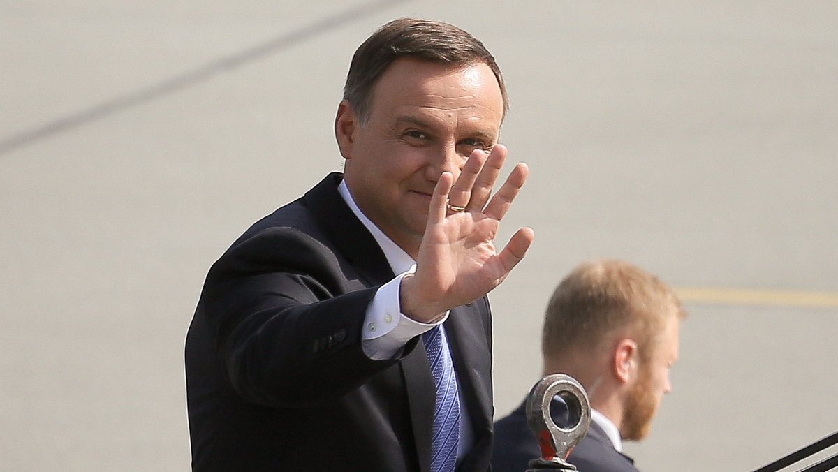 Prezydent Andrzej Duda winien tak konstruować założenia polskiej polityki historycznej, aby kiedyś zechciał podjąć tę schedę jego następca. Kimkolwiek by nie był - pisze Jacek Borkowicz, ekspert Laboratorium WIĘZI.