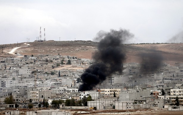 Amerykańska broń trafiła do oblężonego Kobane