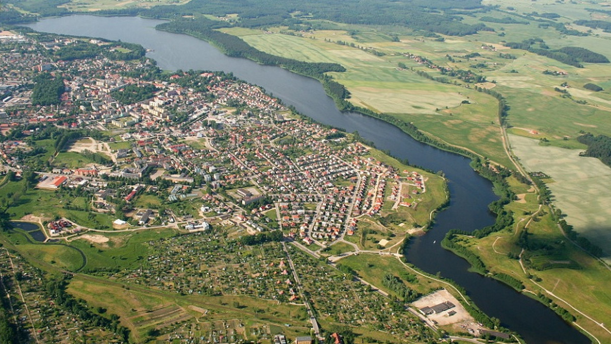 110 tys. zł kosztować ma projekt budowlany i wykonawczy ronda na skrzyżowaniu obwodnicy Olecka. To drugie podejście do budowy ronda; pierwszy przetarg na projekt i budowę został unieważniony, ponieważ wartość ofert od firm przekroczyła przeznaczony na inwestycję budżet GDDKiA.