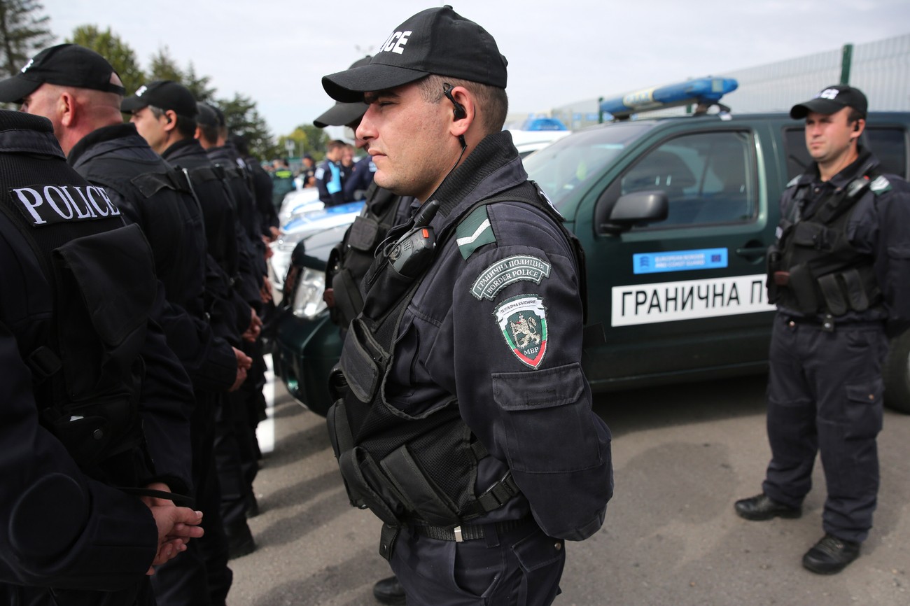 форма болгарской полиции. национальная полиция украины. форма полиции. столичная полиция лондона. органы правопорядка сша.