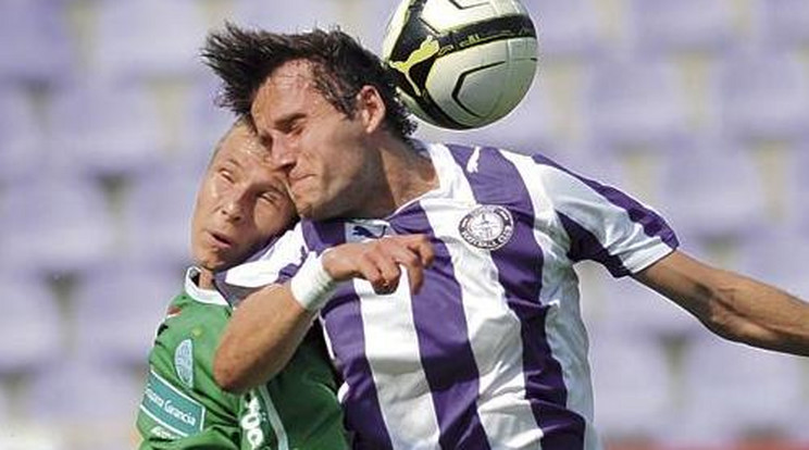 Újpest–Ferencváros: nyomás alatt a trénerek