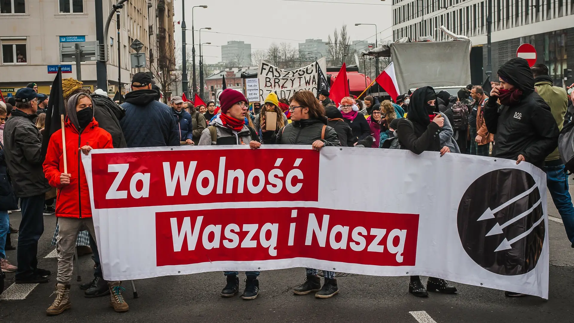 14 Kobiet z Mostu odwołuje wydarzenie "Niepodległa dla wszystkich". Bezpieczeństwo priorytetem