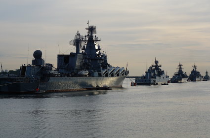Na oczach Zachodu rosyjska "flota-widmo" przewozi broń i ropę. Afera "Sirian Express"