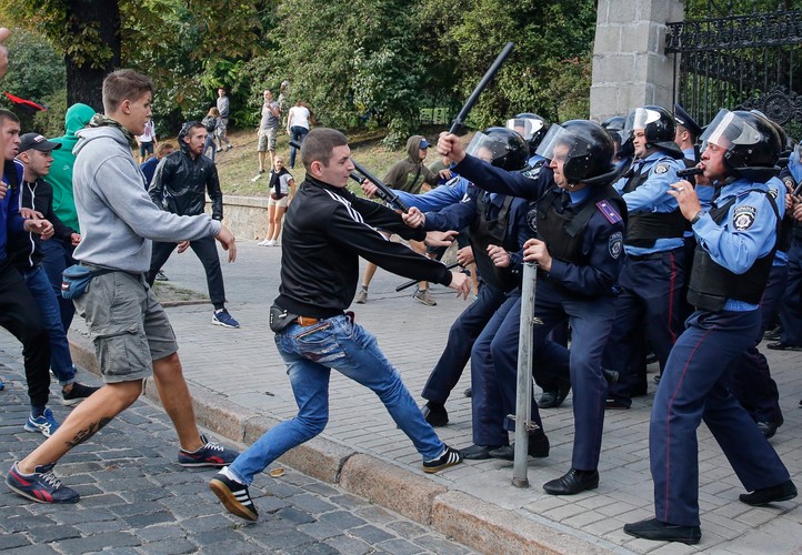 Ukraińcy w Kijowie polowali na polskich kibiców
