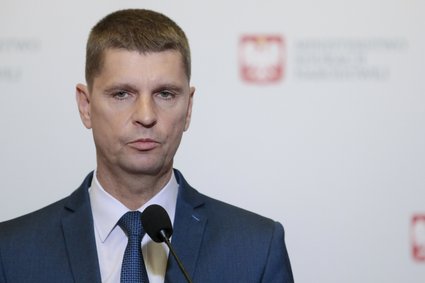 Minister edukacji zapowiada podwyżki dla nauczycieli. Potrzebne będą przesunięcia budżetowe