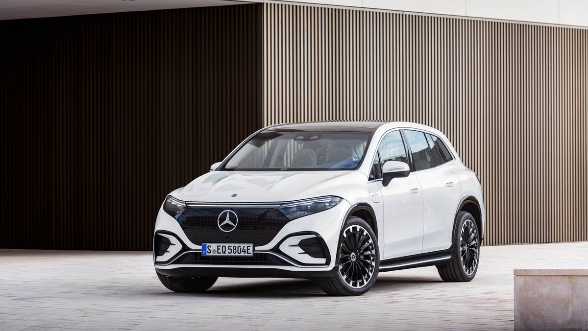 Mercedes EQS SUV