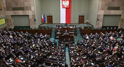 Posłowie skarżą się na rosnące rachunki. Dostaną podwyżki. Znamy kwoty