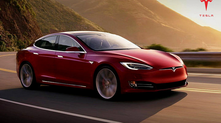 135 ezer autót hívott vissza a Tesla /Fotó: Pixabay