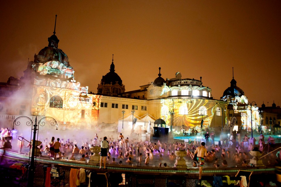 HUNGARY NIGHT OF BATHS