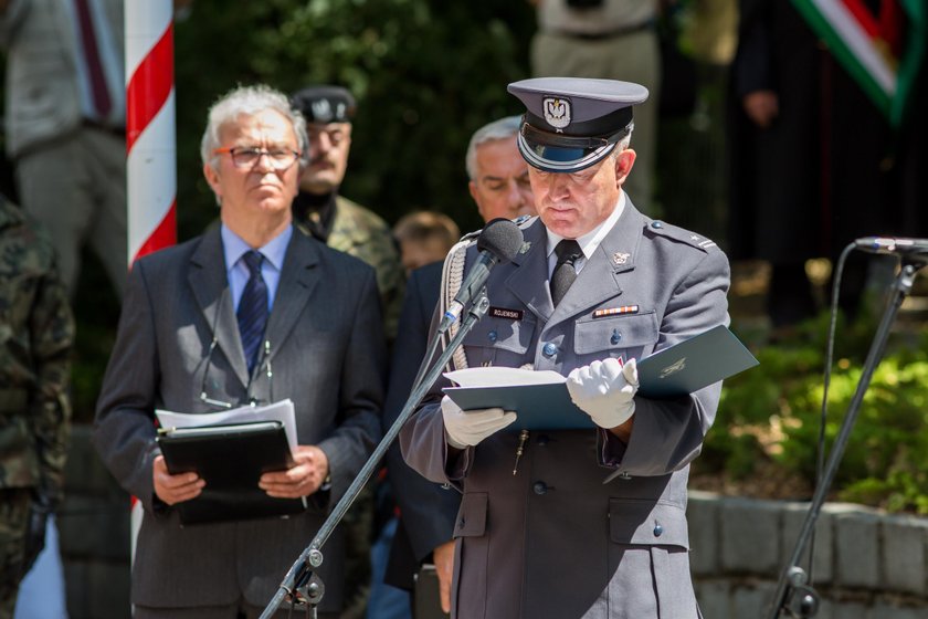 MON zmienia decyzję w sprawie apelu smoleńskiego. Macierewicz przegrał