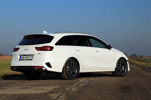 Kia Ceed SW 1.6 GDI PHEV (2021 r., 3. generacja, po liftingu)