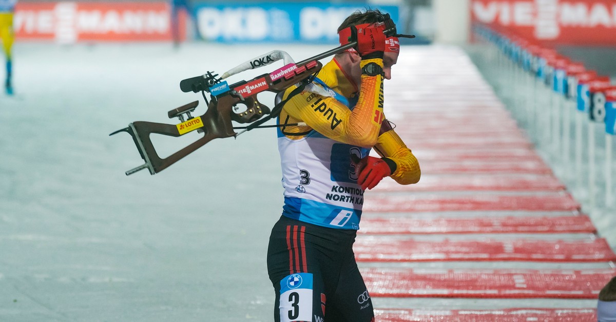 Czy W Biathlonie Wykorzystywana Jest Broń PŚ w biathlonie: Norwegowie najlepsi w sztafecie, Polacy zdublowani