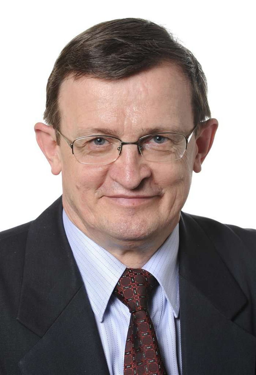 Cymański ostro o Hofmanie: Jestem pułkownikiem w PiS, a...