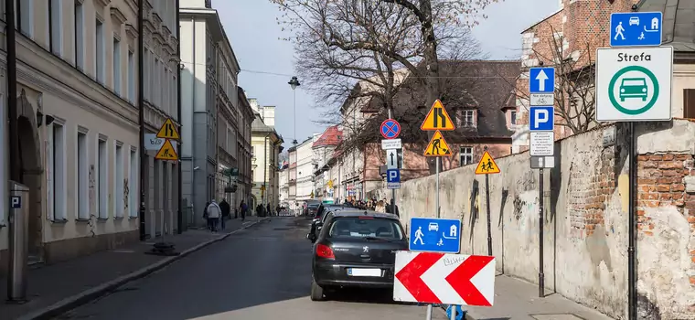 Krakowianie znaleźli sposób na obalenie strefy czystego transportu? Afera w mieście