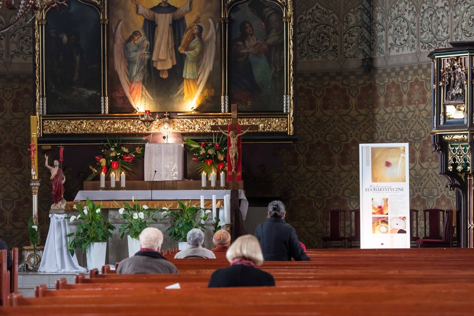 LEGNICA KOŚCIÓŁ ŚW. JACKA WYDARZENIE EUCHARYSTYCZNE (kościół św. Jacka)