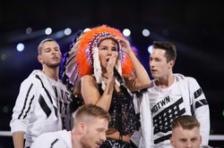 Narodowa gala obciachu. Górniak i Anders wygwizdane. Trybuny świeciły pustkami, a wielkiego boksu nie było