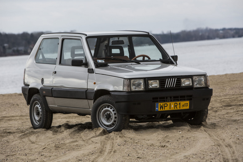 Fiat Panda 4x4 kontra Suzuki SJ 413