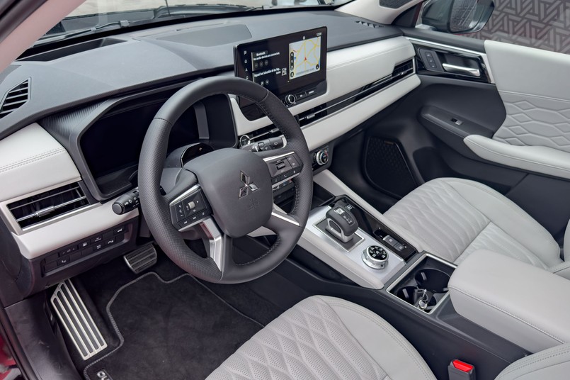 Mitsubishi Outlander PHEV