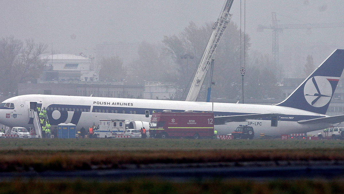 Prezes PLL LOT Marcin Piróg poinformował, że w ciągu 10 dni przewoźnik przetestuje swoją flotę Boeingów, by sprawdzić, czy działają ich systemy awaryjne. Boeing 767, który we wtorek lądował awaryjnie na warszawskim lotnisku, prawdopodobnie szybko wróci do eksploatacji.