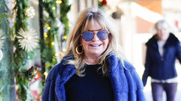Goldie Hawn elképesztően néz ki, pedig már 76 éves: imádják a rajongók – fotók 