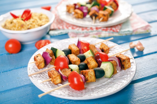 Napravite tofu ražnjiće