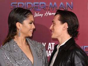 Zendaya különleges gyűrűvel pecsételte meg szerelmét Tom Hollanddal