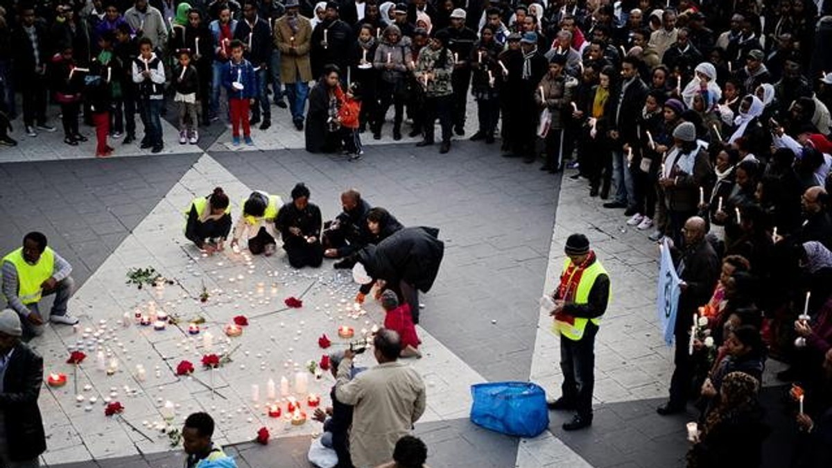 387835_lampeduza-iigranti-3ap