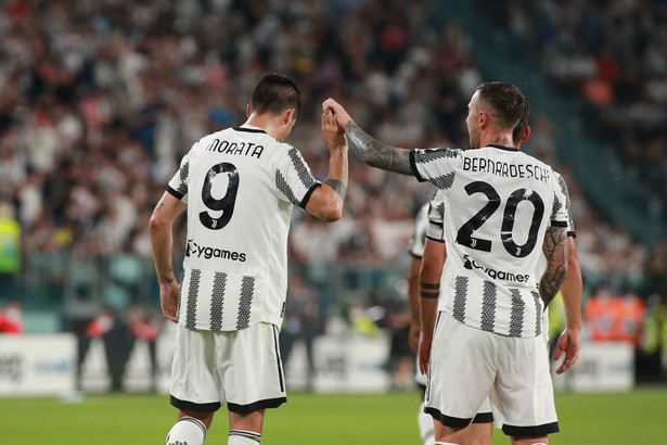 Alvaro Morata (L) i Federico Bernardeschi (P)