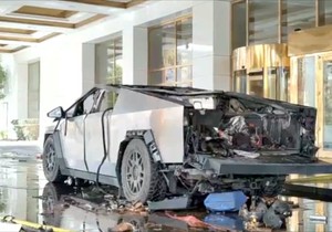 Eksplozija ispred Trampovog hotela