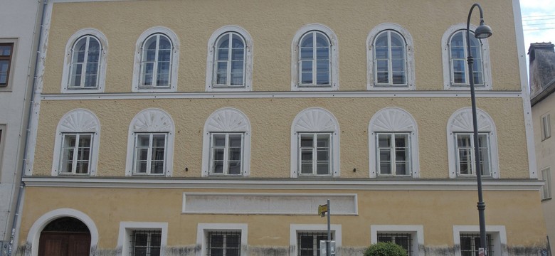 Rodzinny dom Hitlera zostanie zamieniony w posterunek policji